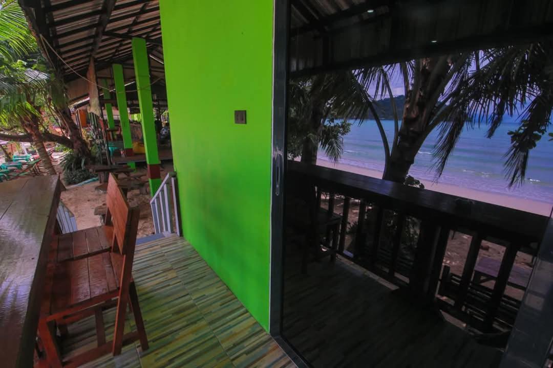Yuyu Golden Beach Ко Чанг Екстериор снимка