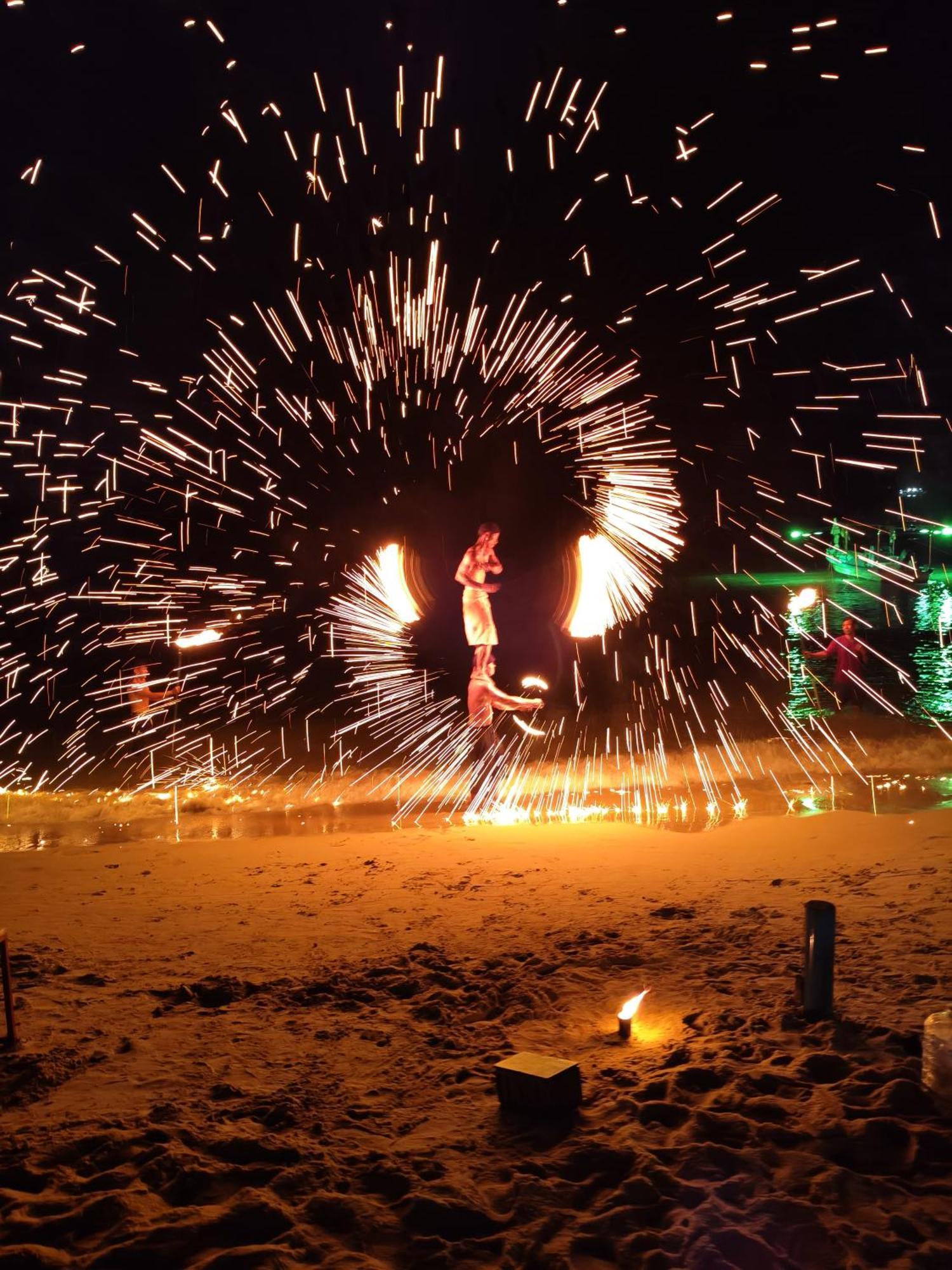 Yuyu Golden Beach Ко Чанг Екстериор снимка
