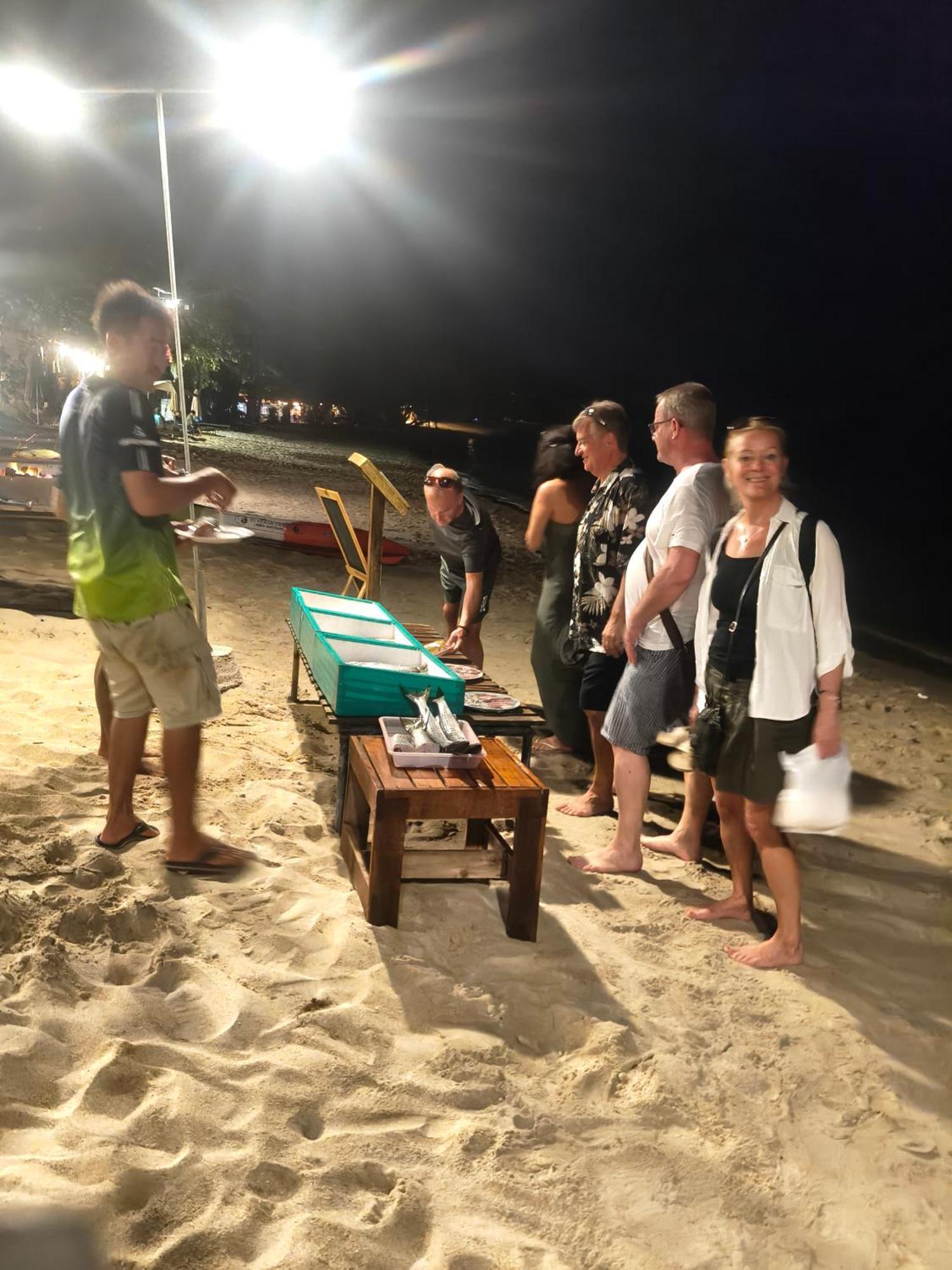 Yuyu Golden Beach Ко Чанг Екстериор снимка